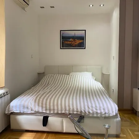 Cika Ljuba Appartement *